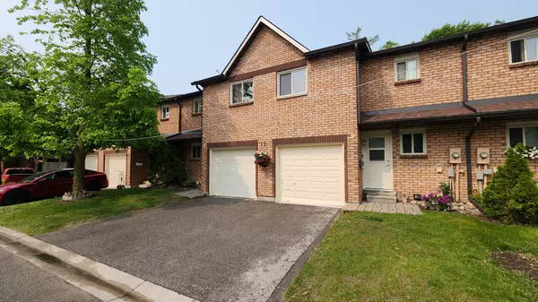 5 Evergreen CT, Barrie, ON L4N 6W7