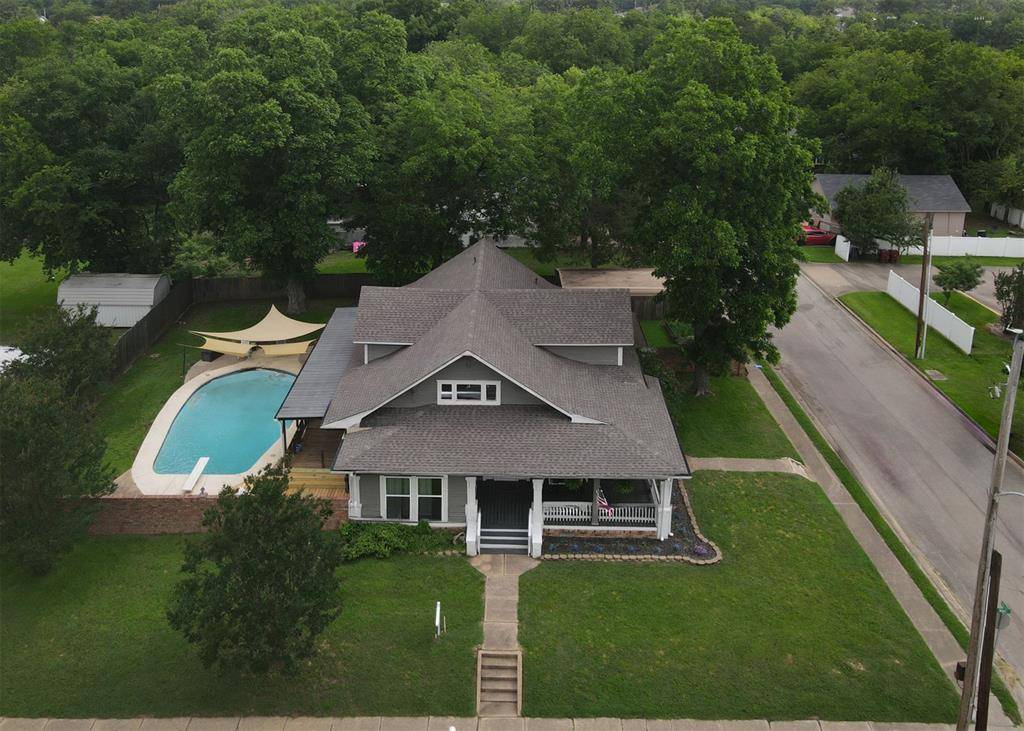 500 W Main Street, Mount Vernon, TX 75457