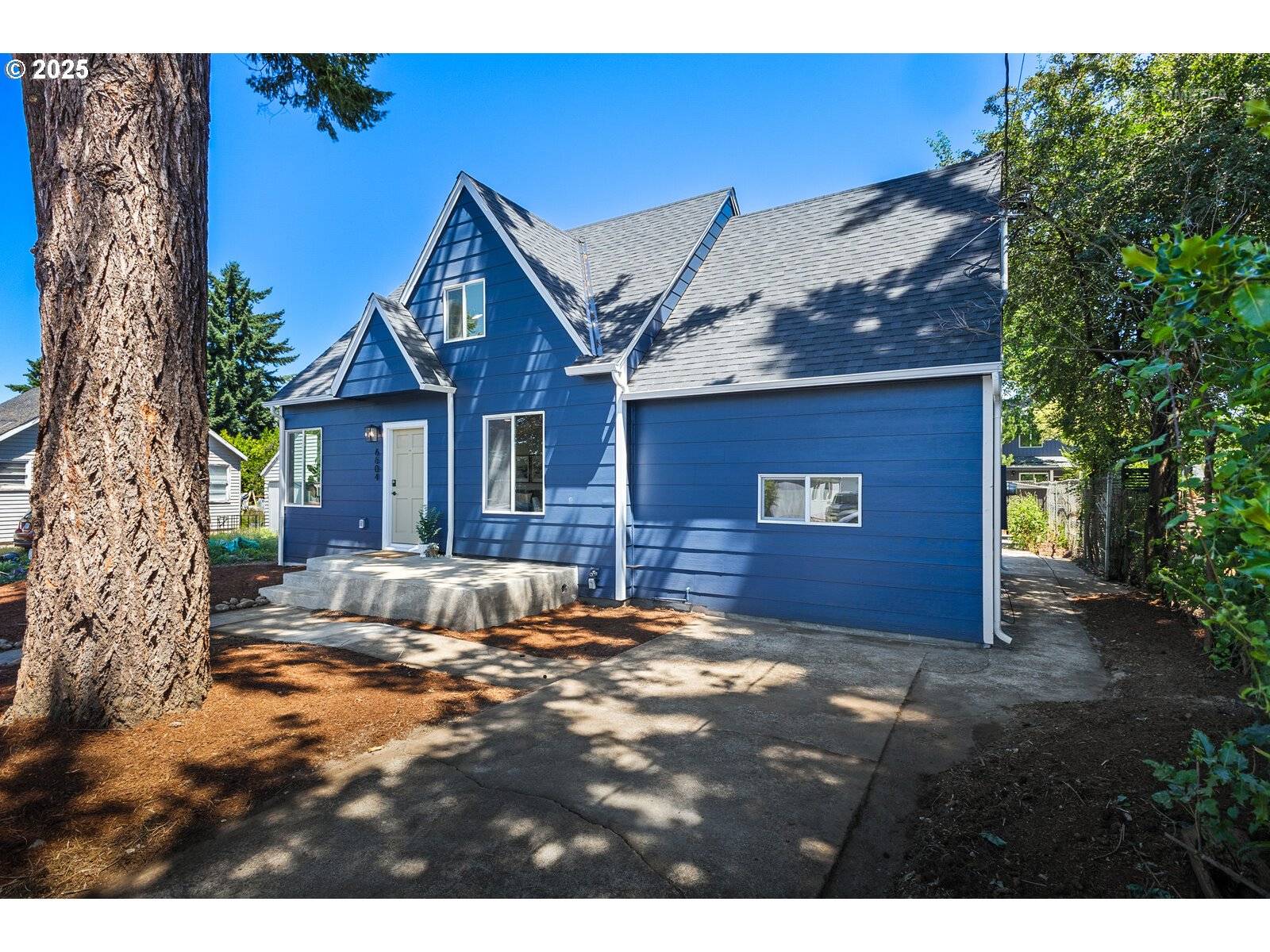 Portland, OR 97206,6604 SE 68TH AVE