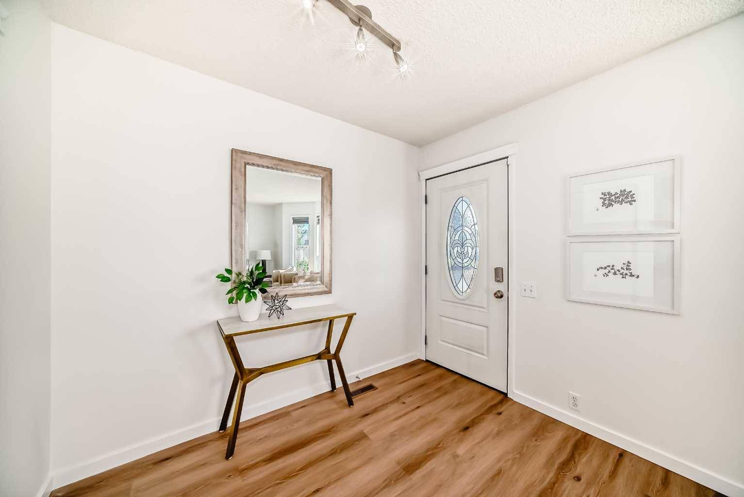 Calgary, AB T3K 4A9,112 Covington Rise Northeast