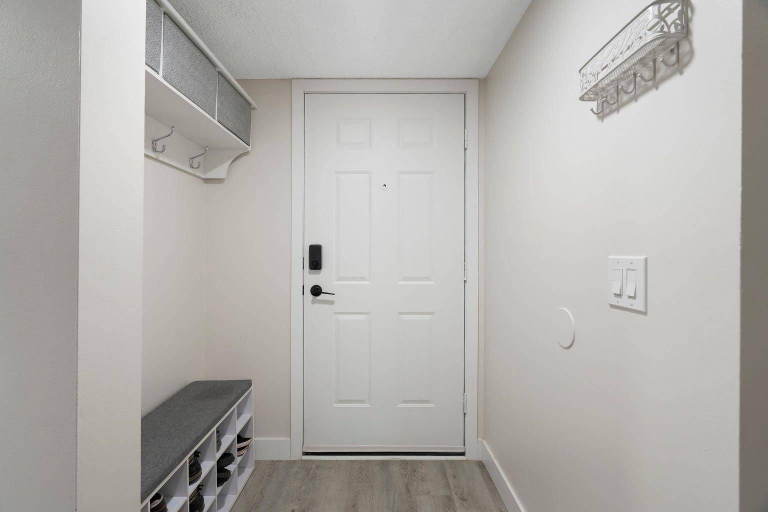 Calgary, AB T3J 1H4,380 Falconridge CRES NE #902