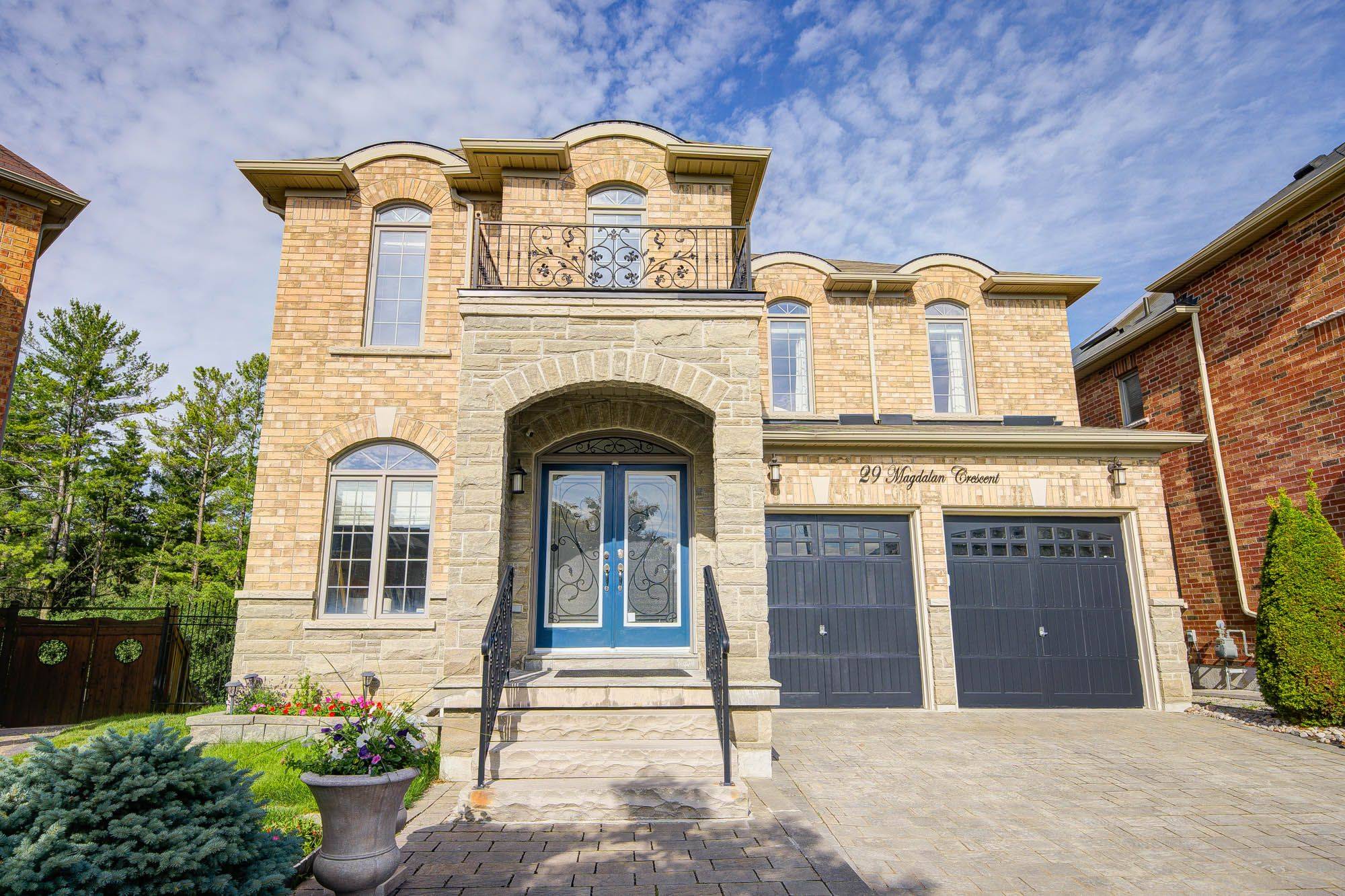 29 Magdalan CRES, Richmond Hill, ON L4E 0W4