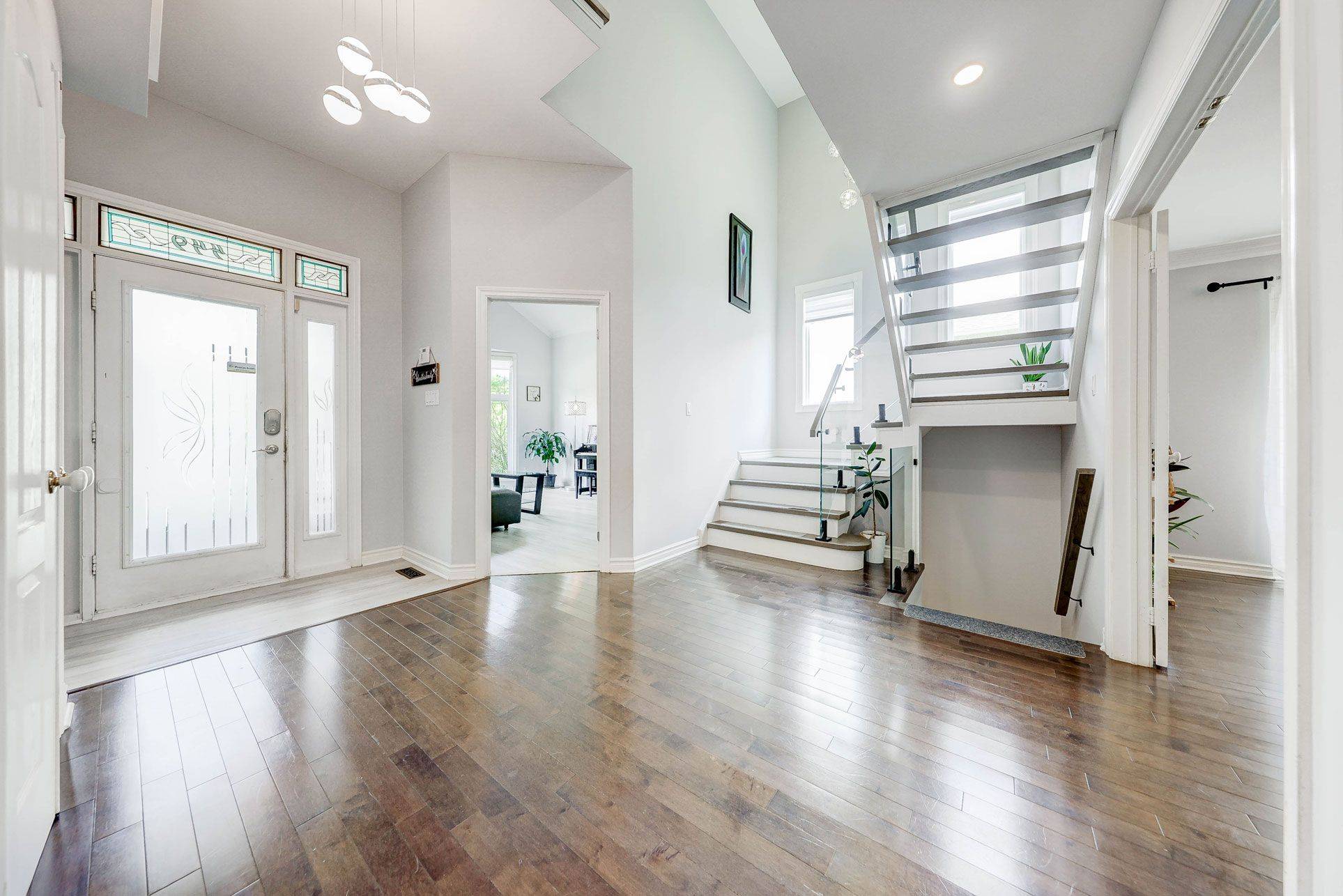 Newmarket, ON L3X 1C3,449 Alex Doner DR