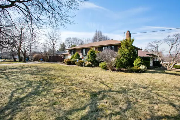 Toronto C13, ON M4A 1N5,67 Elvaston DR