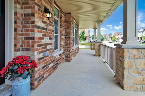 East Gwillimbury, ON L9N 0R6,73 York Minster BLVD