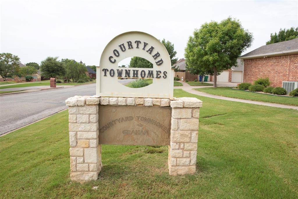 1610 Carolina Street, Graham, TX 76450