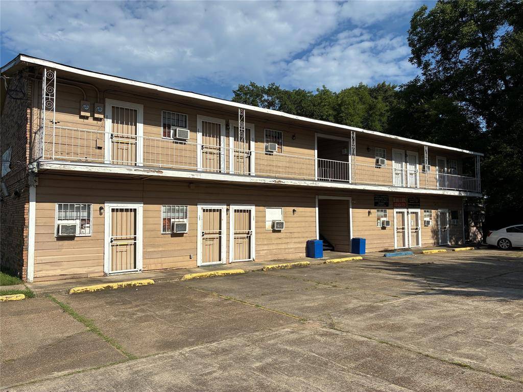 Shreveport, LA 71106,214 W 70th Street #212