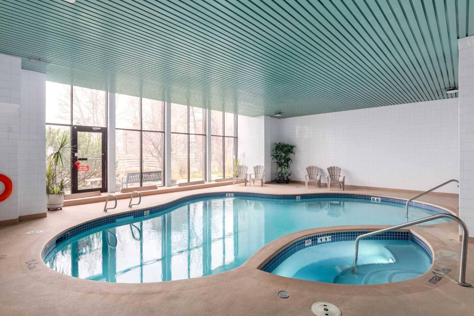 Calgary, AB T2E 7A8,300 Meredith RD NE #1001