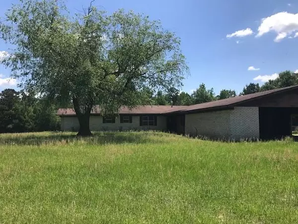 5158 Hwy 784, Coushatta, LA 71019