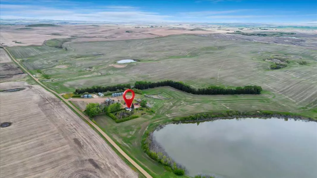 204069 Township Road 262, Rural Wheatland County, AB T0J 3G0