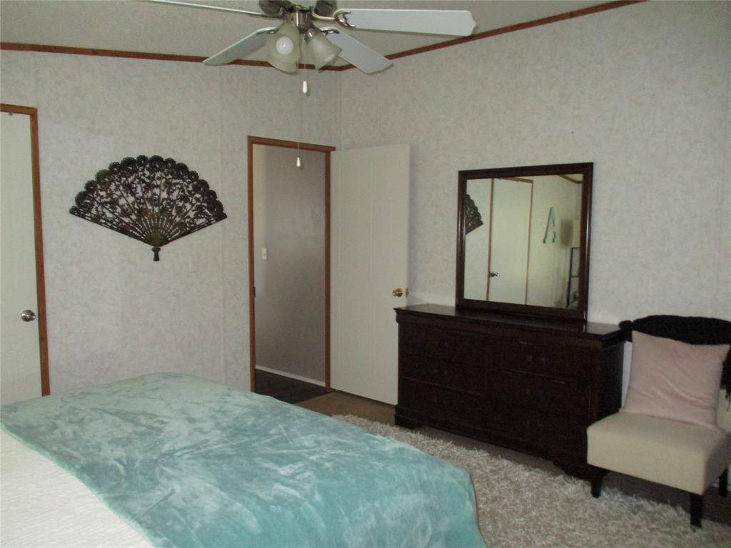 Paradise, TX 76073,214 County Road 3432