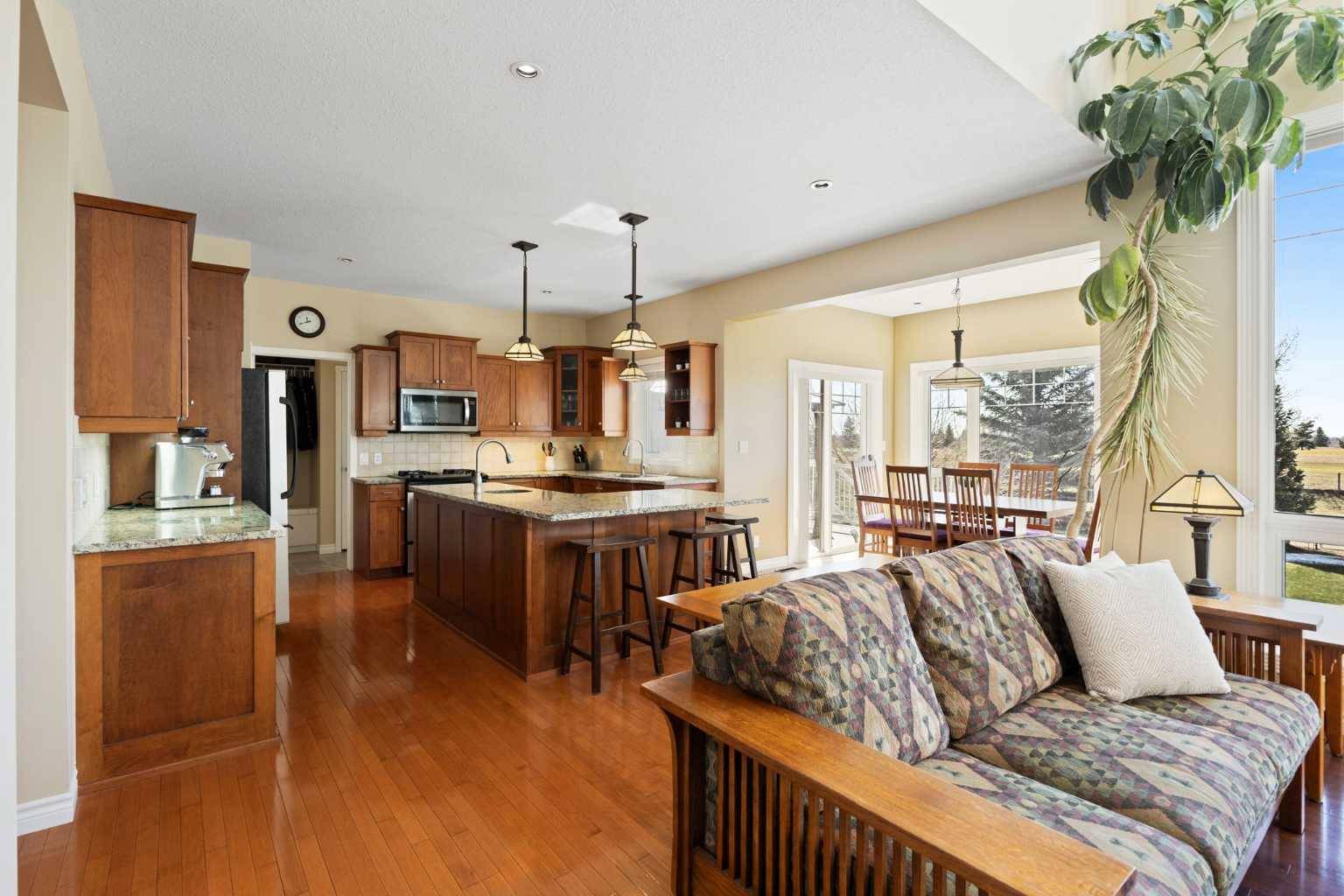 Strathmore, AB T1P 1T8,83 Hillview RD