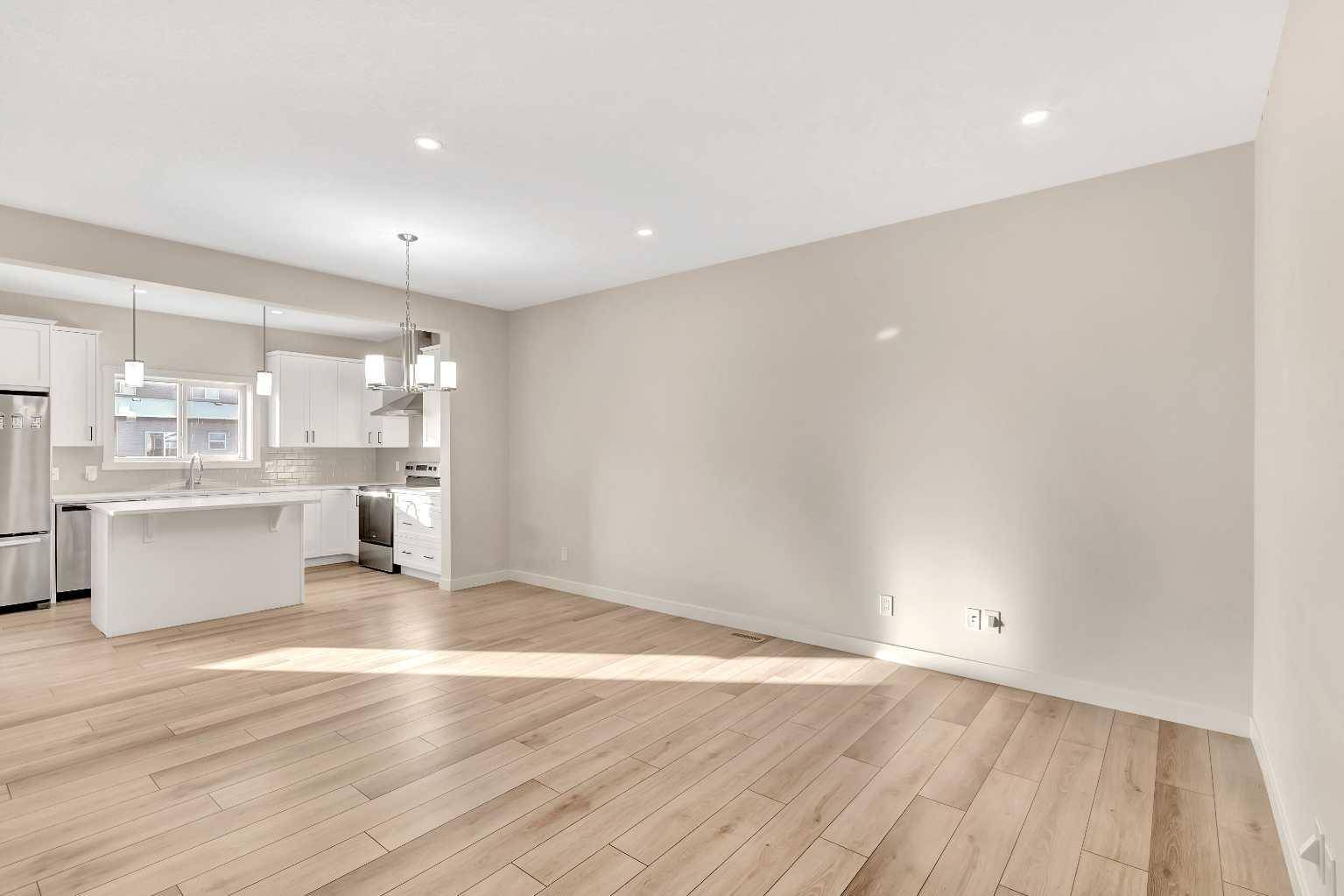 Calgary, AB T3J 2G8,107 Homestead DR NE