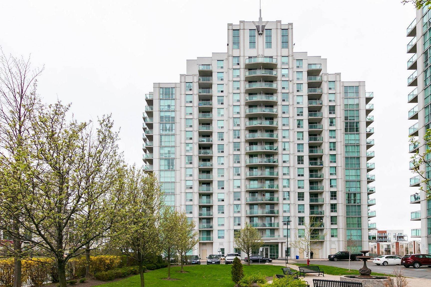 6 Rosebank DR #B, Toronto E11, ON M1B 0A1