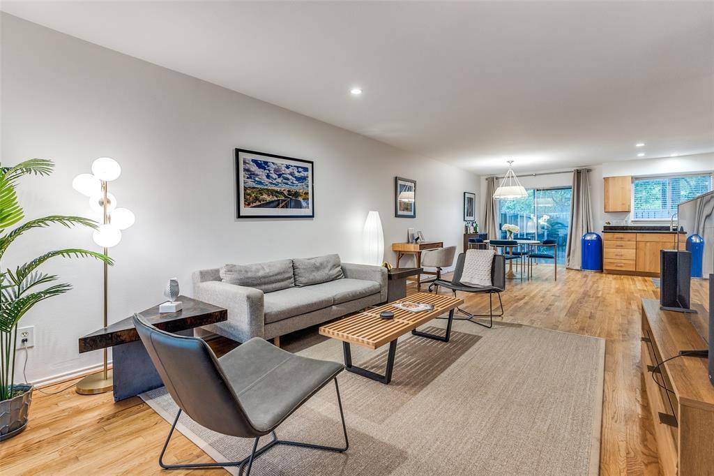 Dallas, TX 75209,4616 W Lovers Lane #109