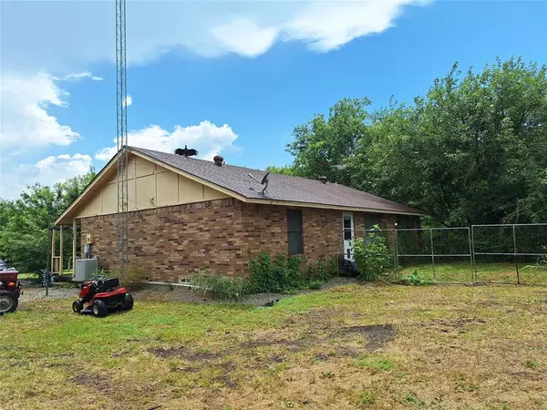 Farmersville, TX 75442,3025 County Road 1025