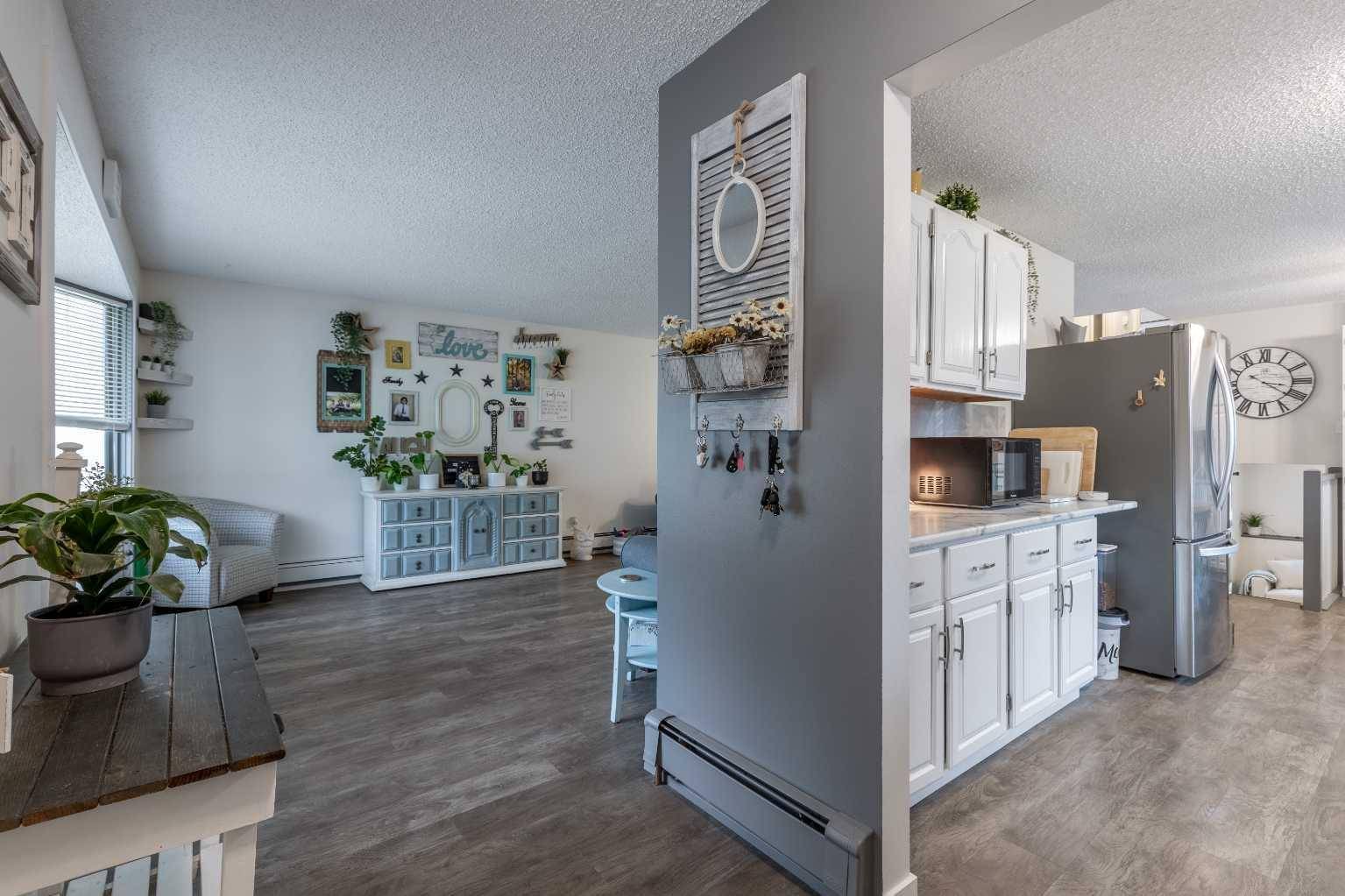 Coaldale, AB T1M 1G2,1709 22 AVE