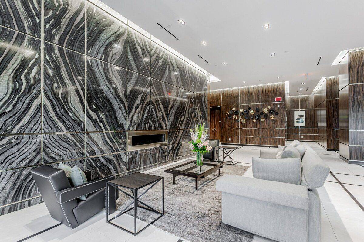 Toronto C04, ON M4N 0A5,3018 Yonge ST #714