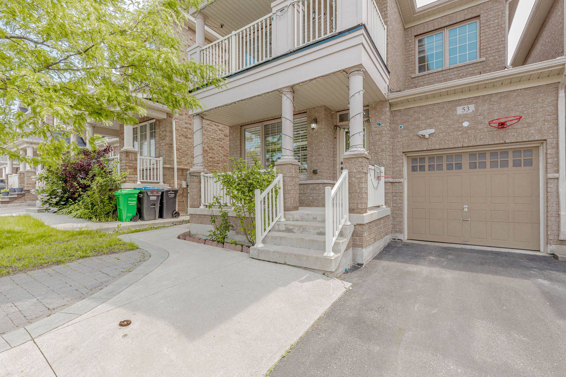 Brampton, ON L6Y 0Z4,53 Chesterwood CRES