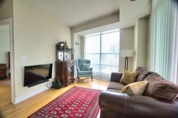 Mississauga, ON L5B 4M1,1 Elm DR W #2705