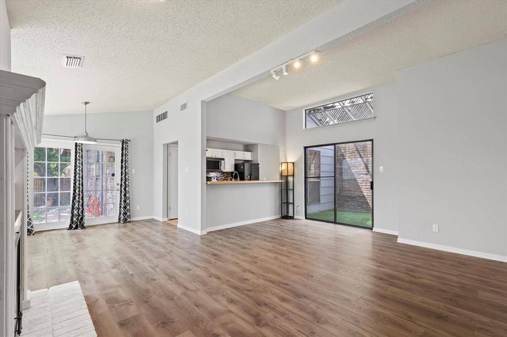 Mesquite, TX 75149,609 Buttercup Trail