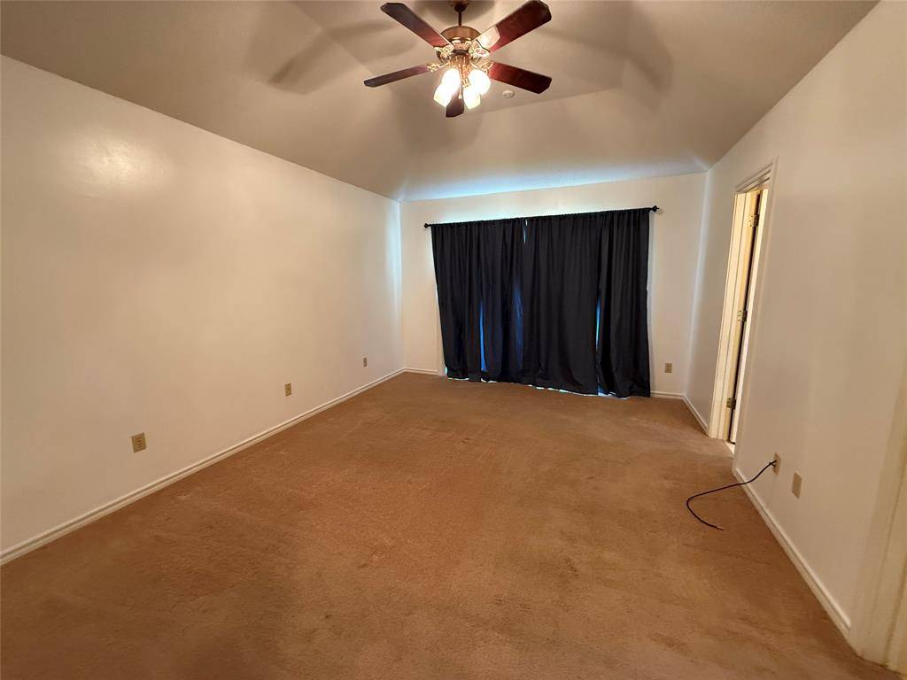 Commerce, TX 75428,3016 County Road 4405