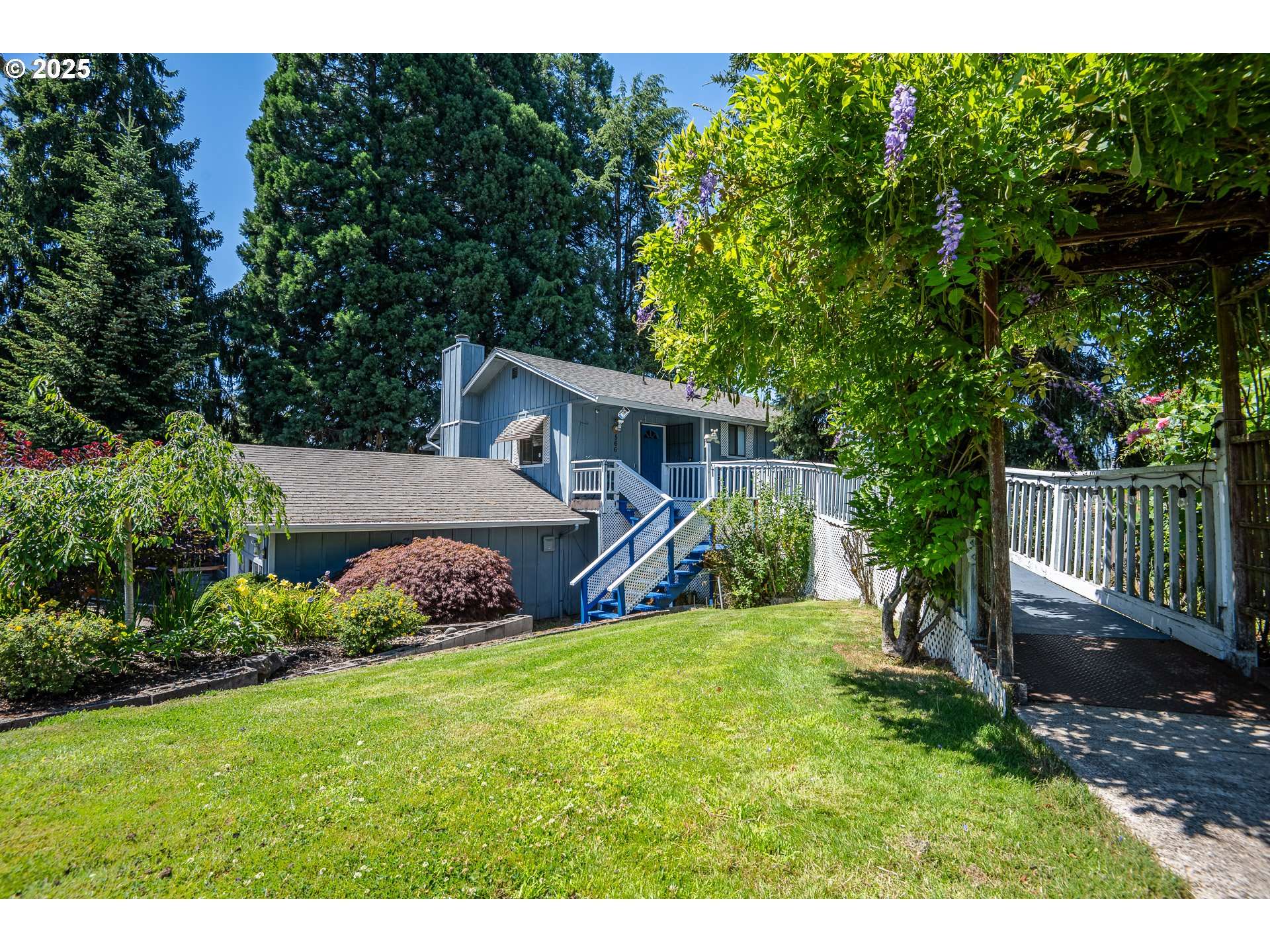 Springfield, OR 97478,566 65TH ST