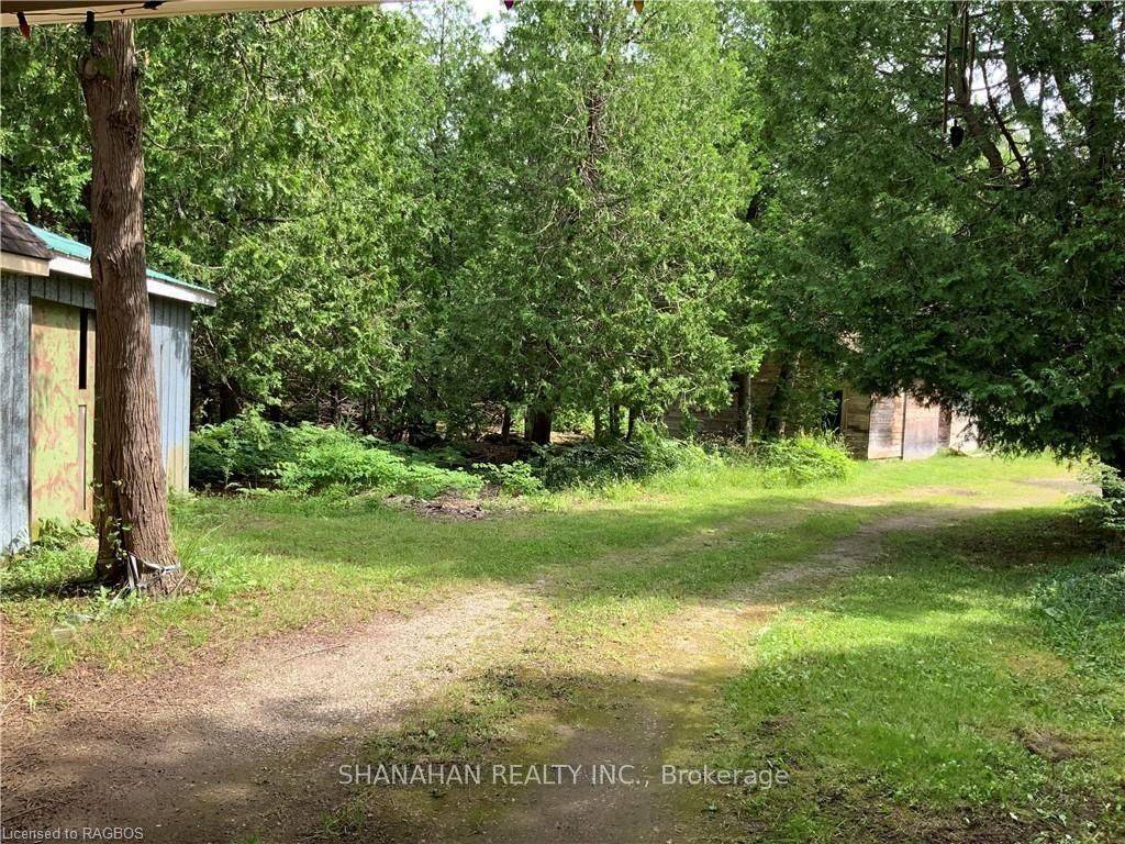 Northern Bruce Peninsula, ON N0H 2R0,17 Little Cove RD S