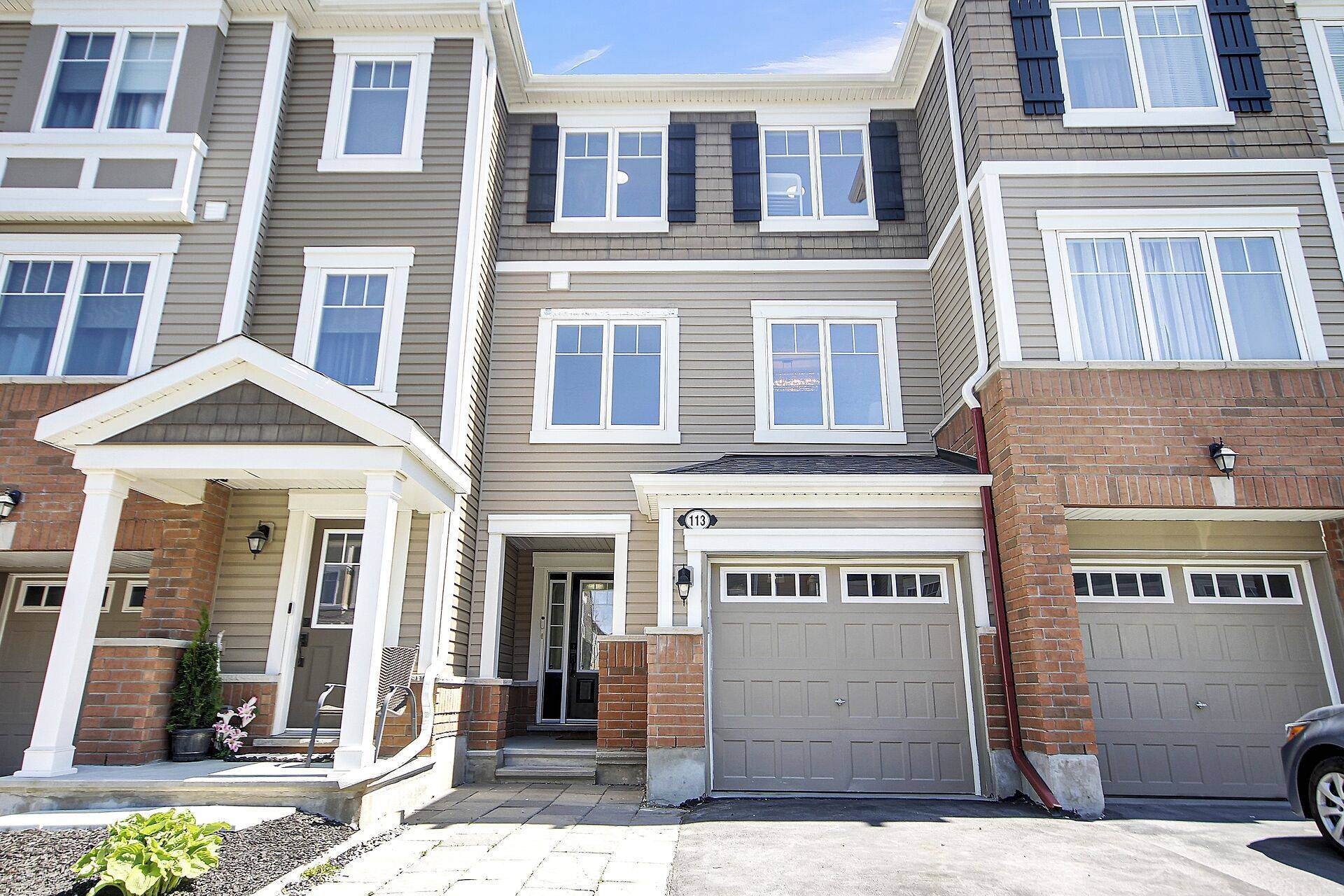113 Gelderland Private, Kanata, ON K2V 0H8