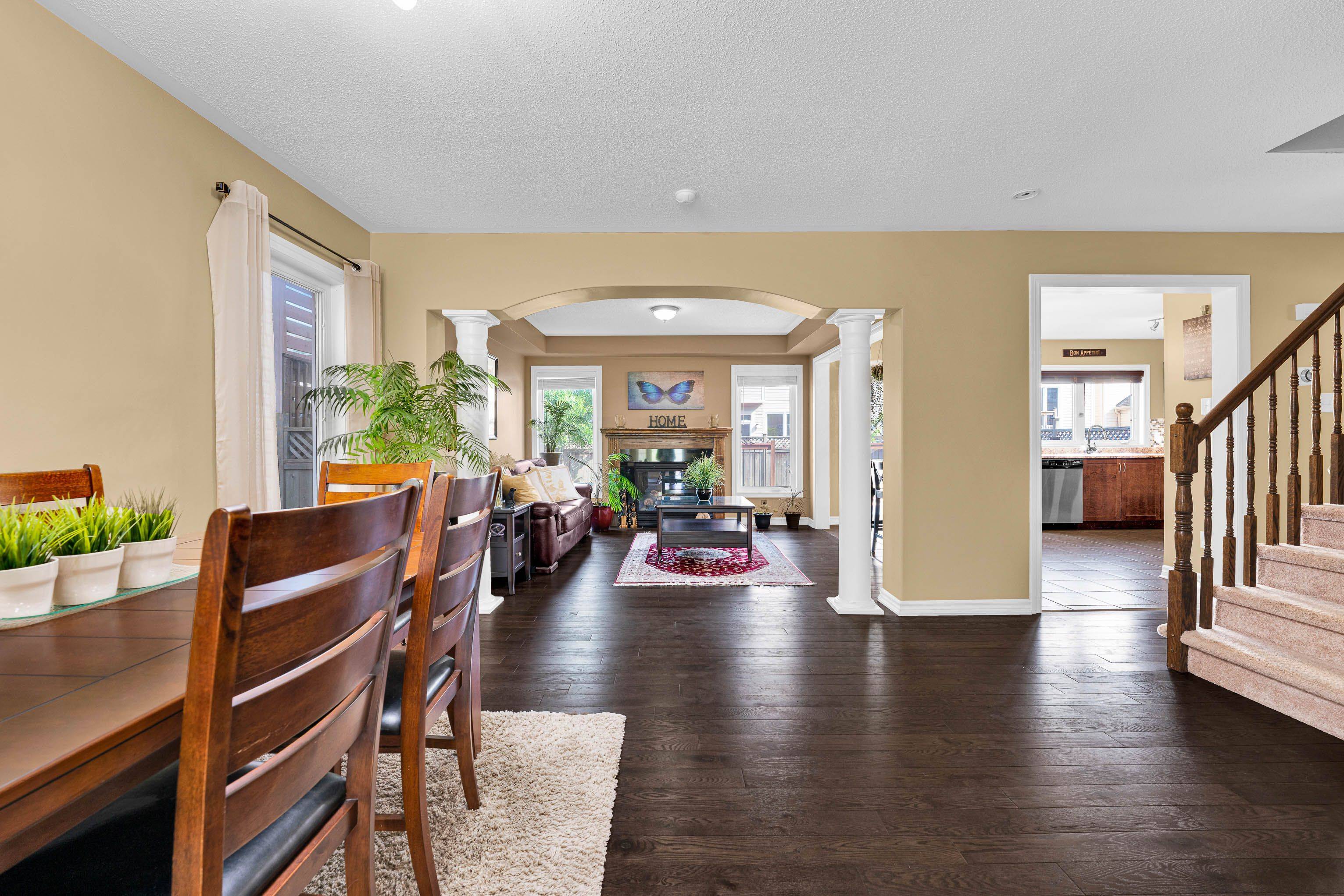 Barrhaven, ON K2J 0S5,3596 Cambrian RD