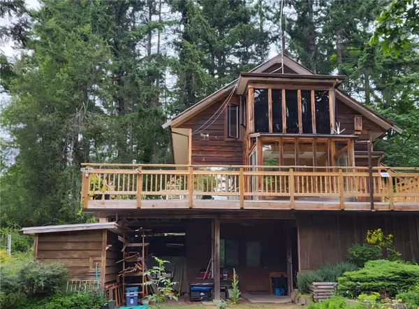 2124 North End Rd, Salt Spring, BC V8K 1E2