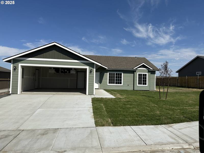 2837 GROUSE ST, Umatilla, OR 97882