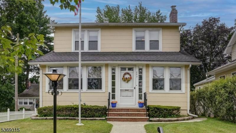 Verona Twp., NJ 07044,253 Linden Ave