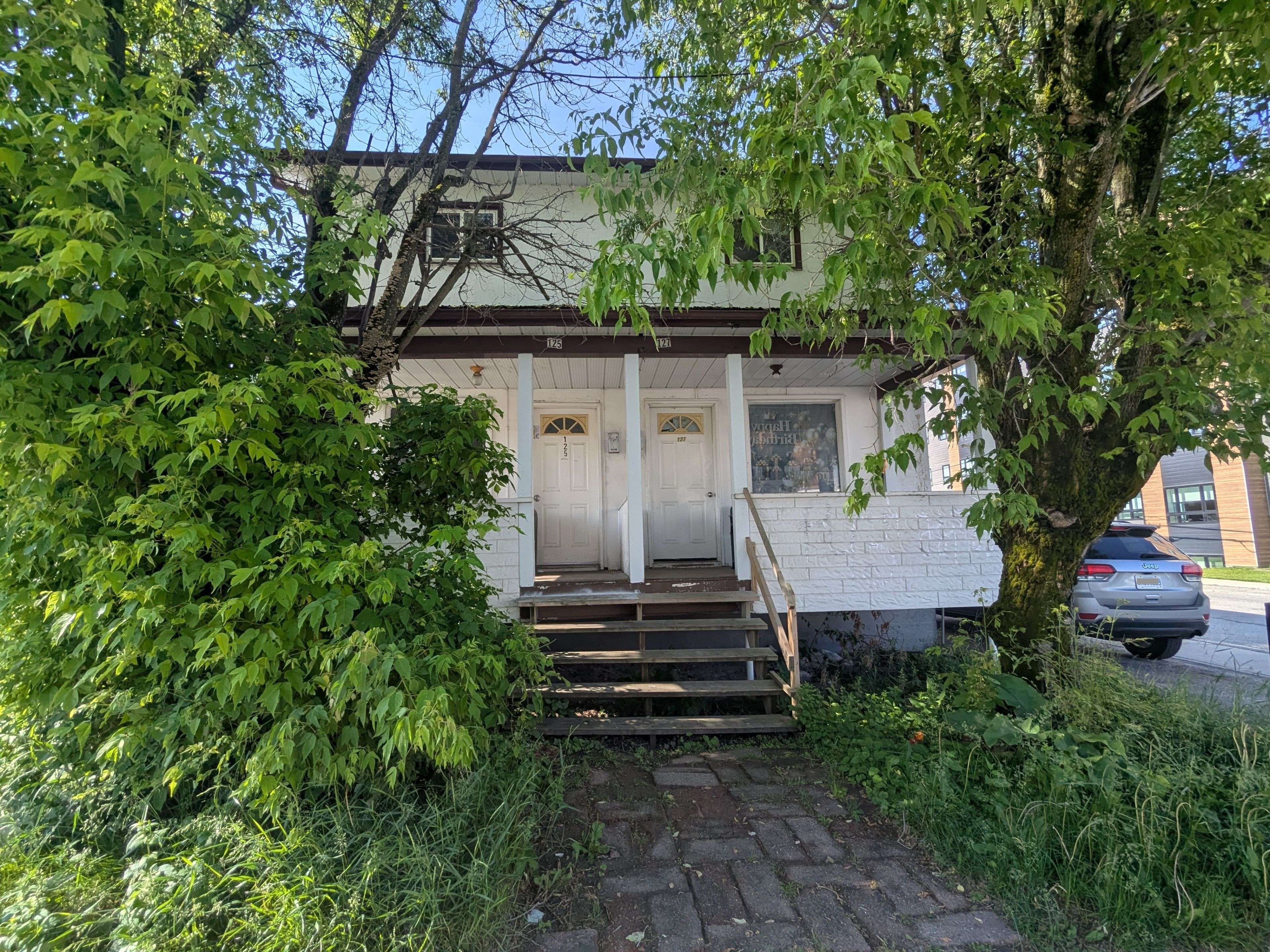 Timmins, ON P4N 2V5,125-127 Belanger AVE