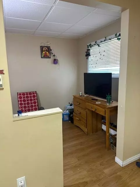 Timmins, ON P4N 1Z4,284 Maple ST S