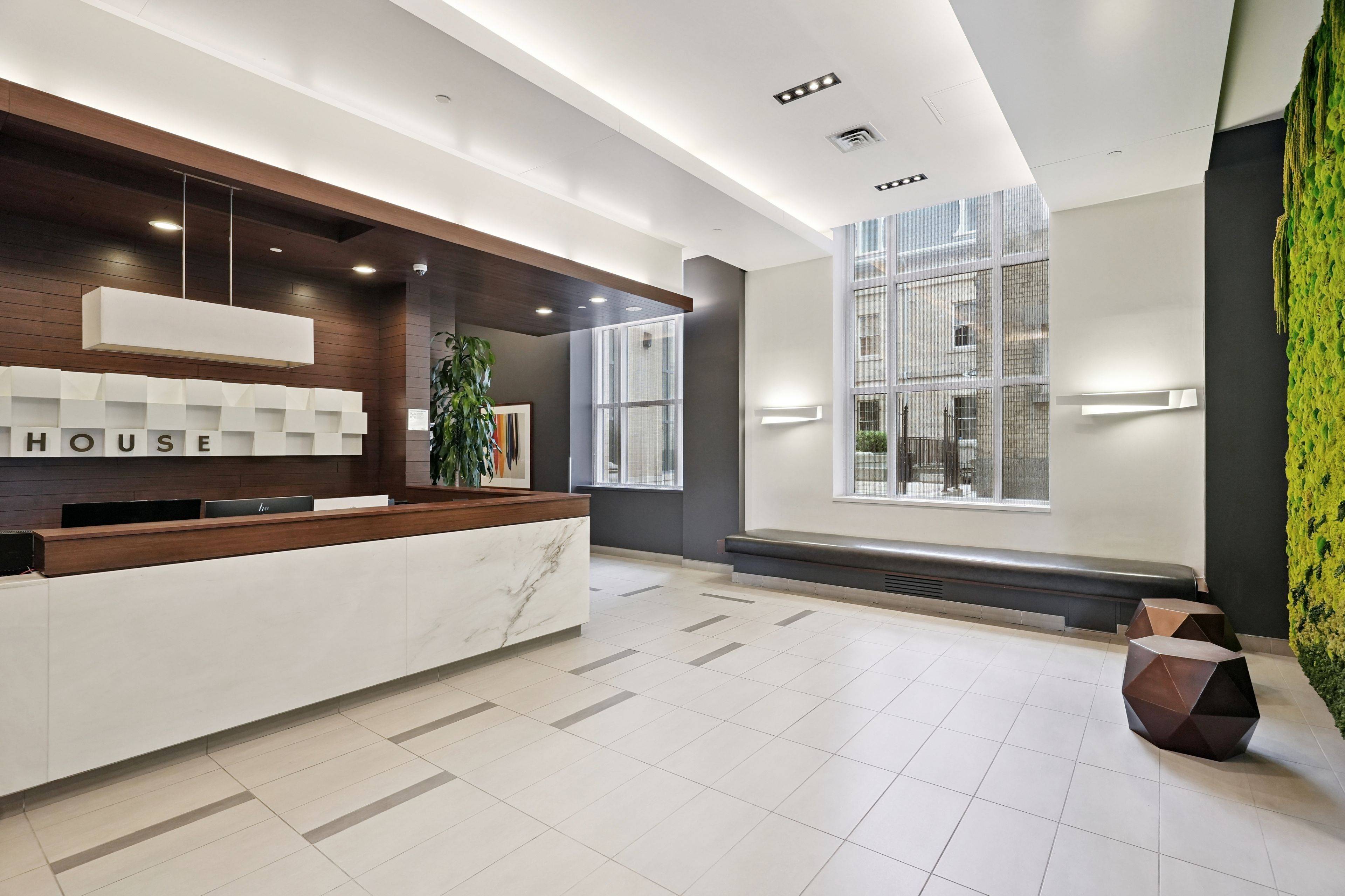 Toronto C08, ON M5A 0L4,105 George ST #903