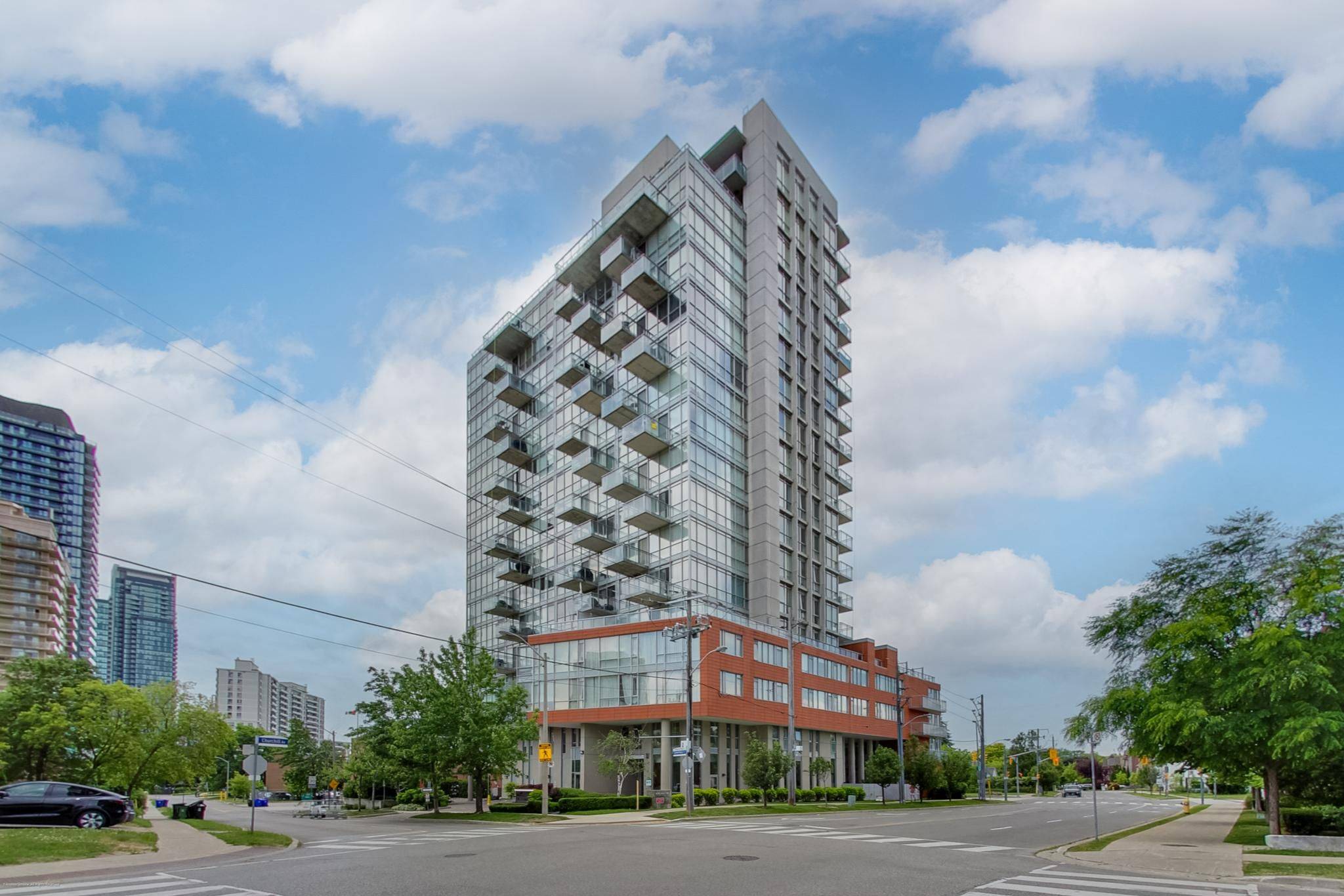 30 Canterbury PL #1208, Toronto C07, ON M2N 0B9