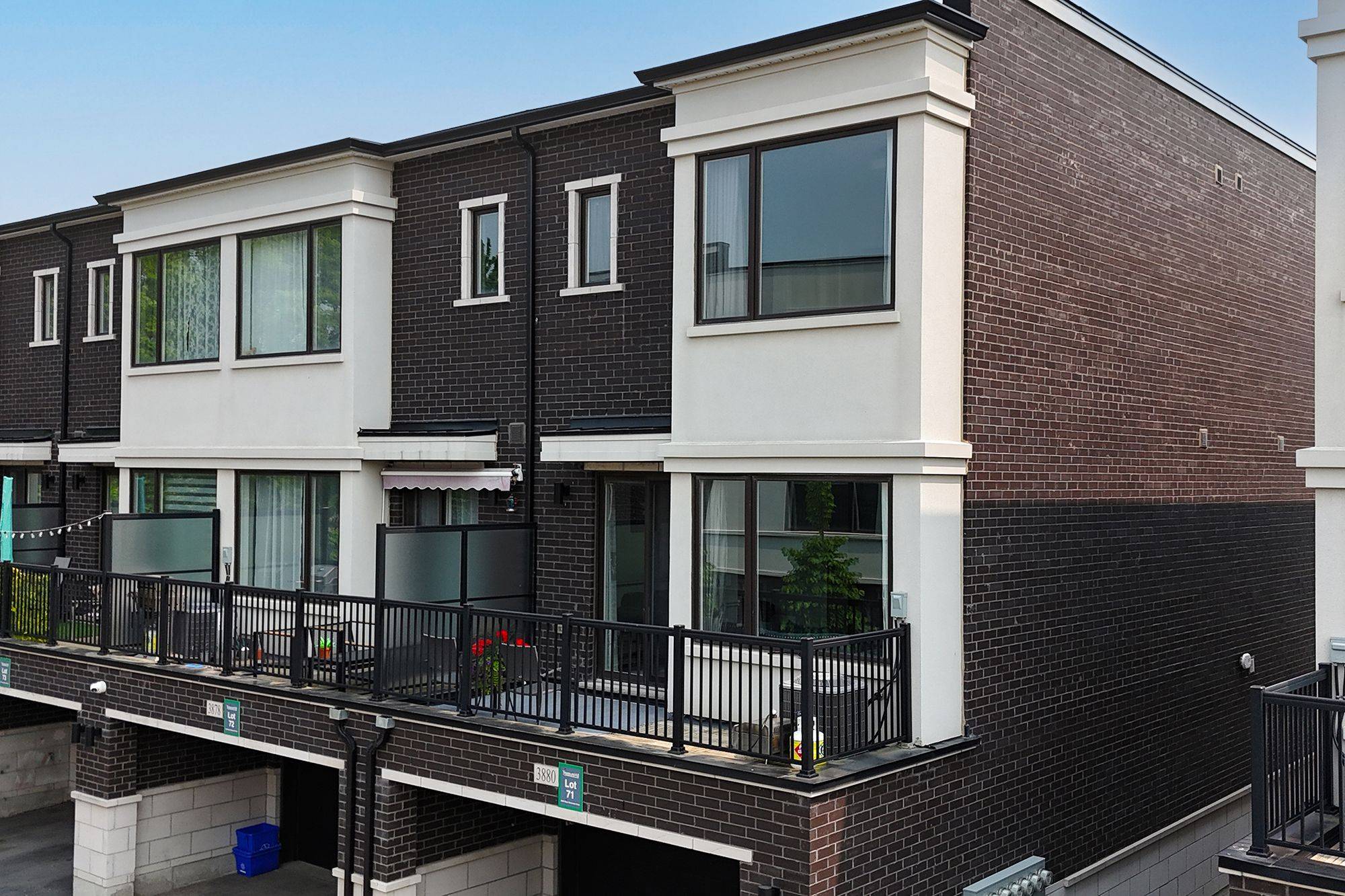 Vaughan, ON L4H 4R2,3880 Major Mackenzie DR W