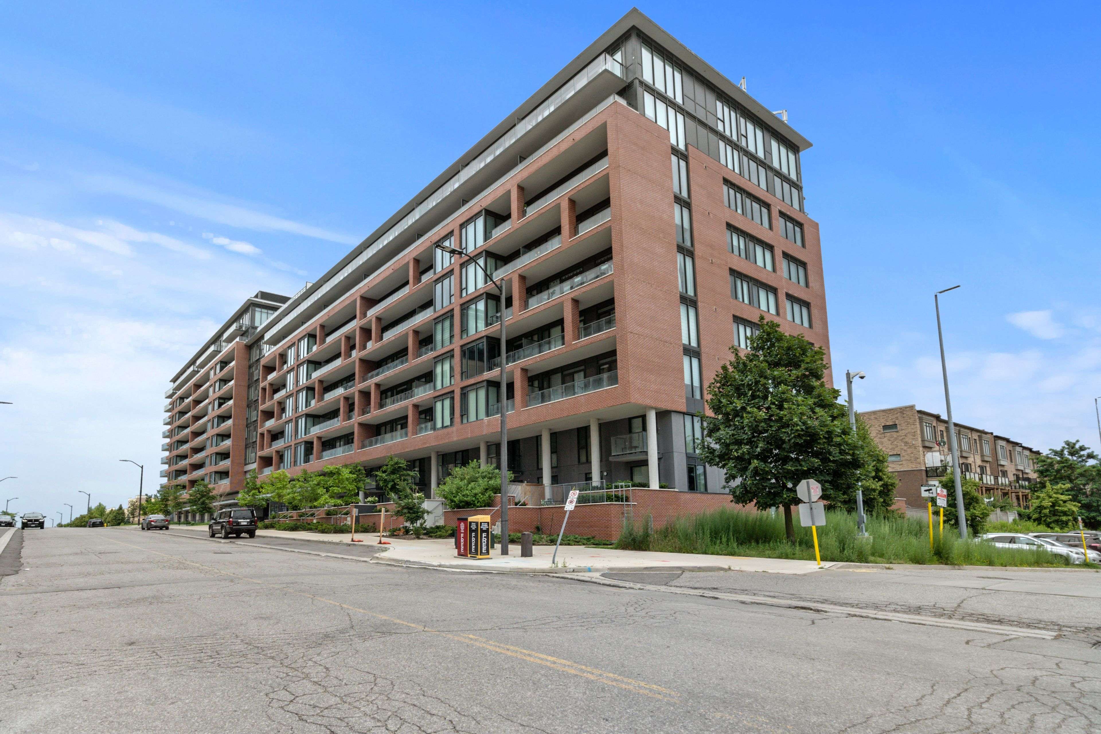 Vaughan, ON L6A 5A7,99 Eagle Rock WAY N #634