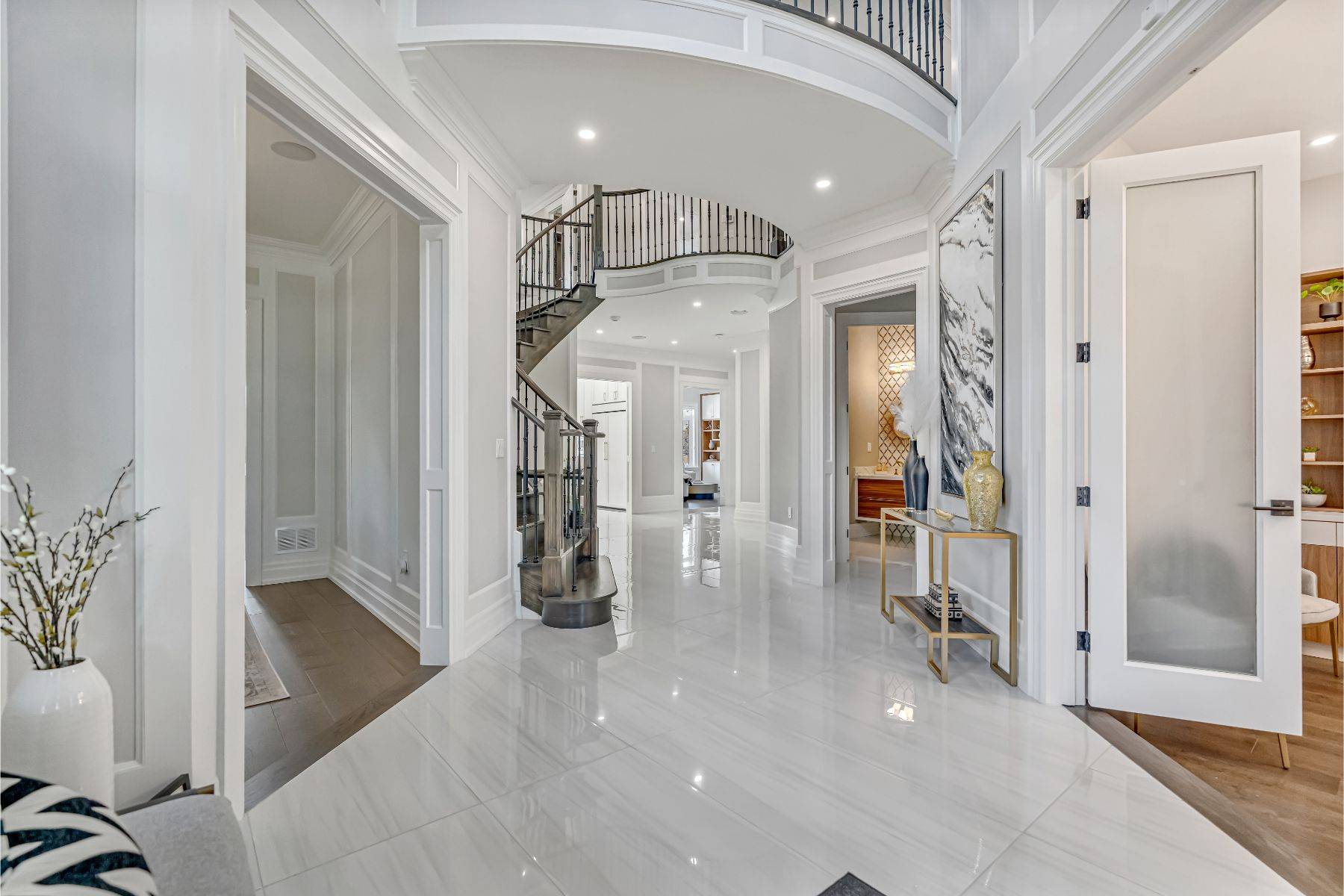 Whitchurch-stouffville, ON L4A 3B7,6131 Hillsdale DR