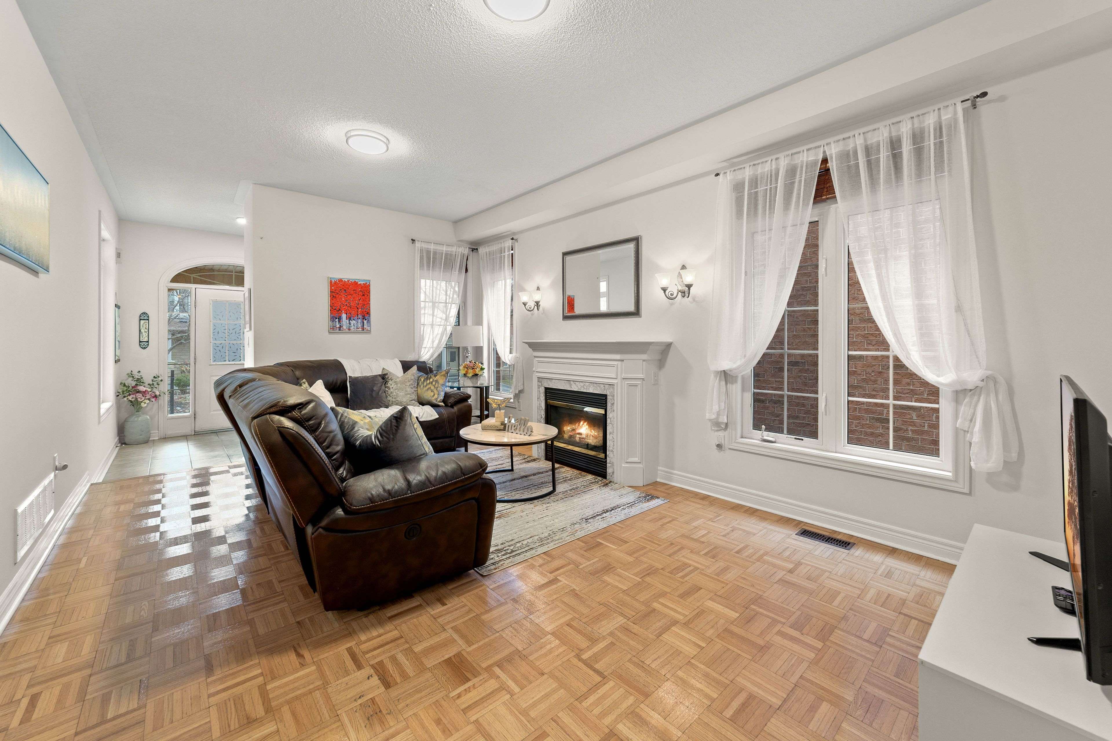 Vaughan, ON L4J 9E2,37 Balsamwood RD