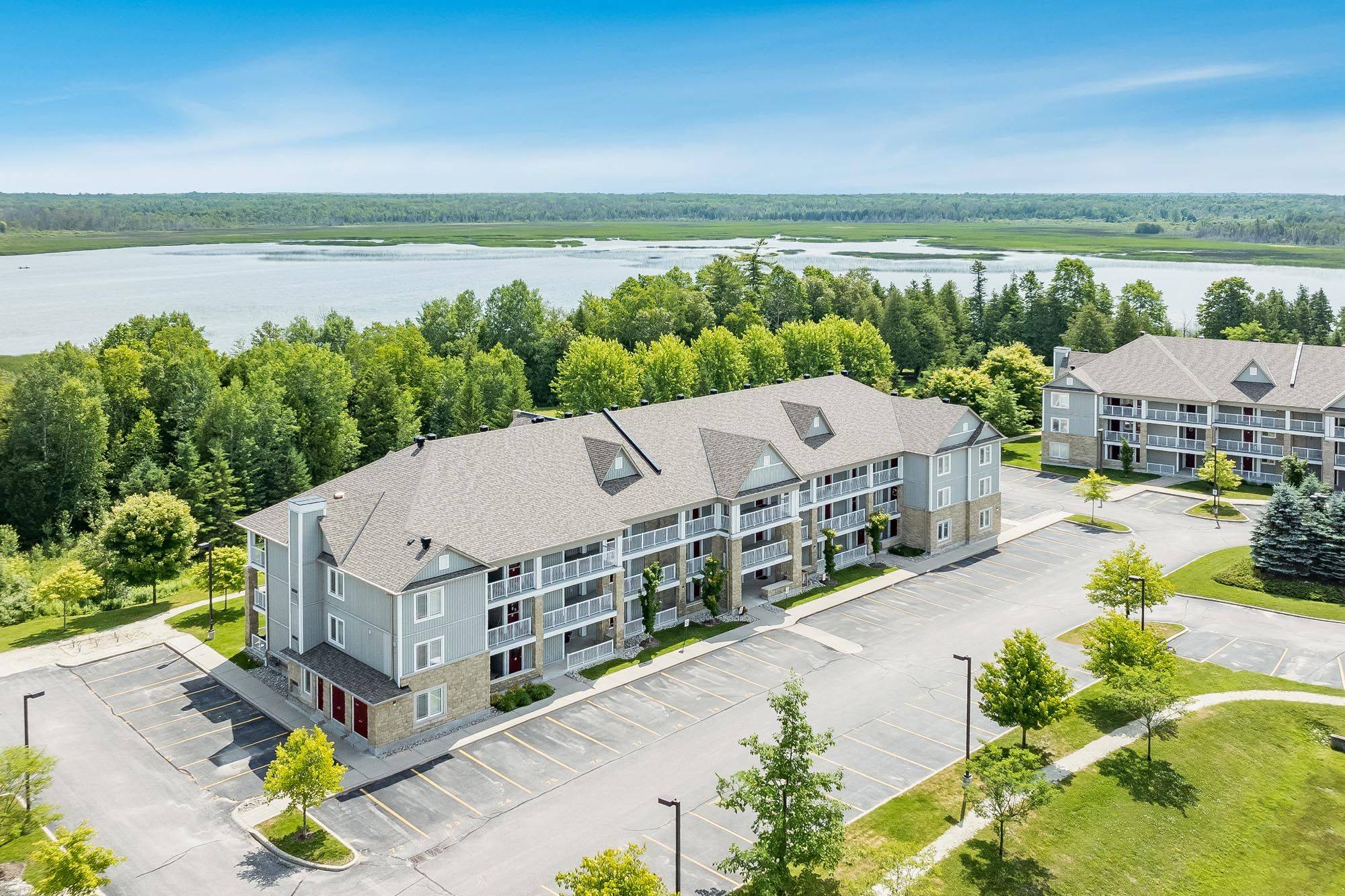 Wasaga Beach, ON L9Z 0C5,50 Mulligan LN #110
