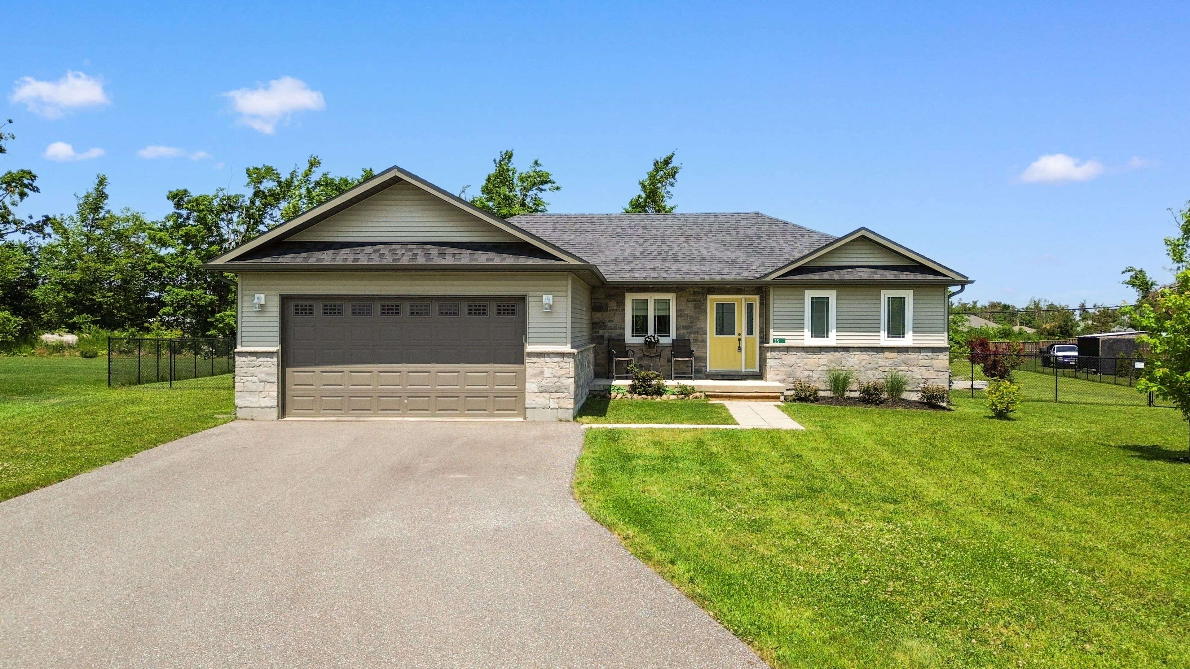 35 Grace CRES, Oro-medonte, ON L3V 8N6