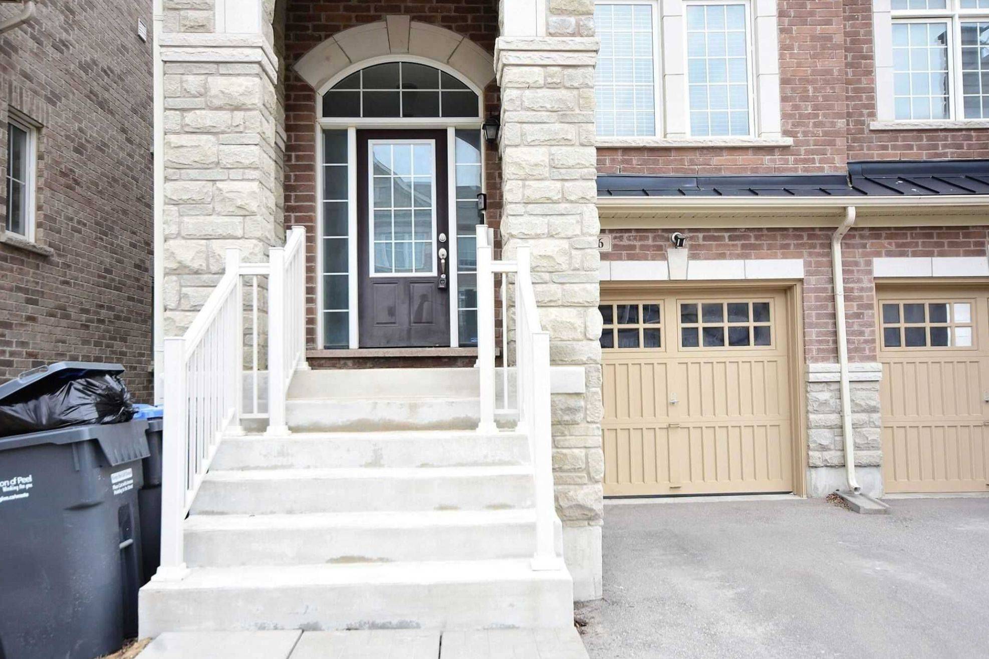 Brampton, ON L7A 0B5,26 Rockbrook TRL