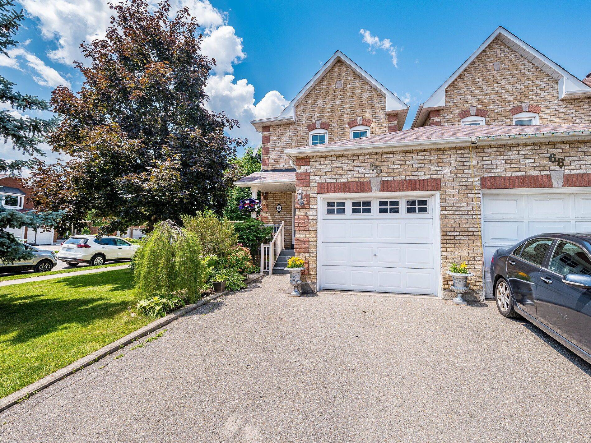 Brampton, ON L6X 4P3,66 Muirland CRES
