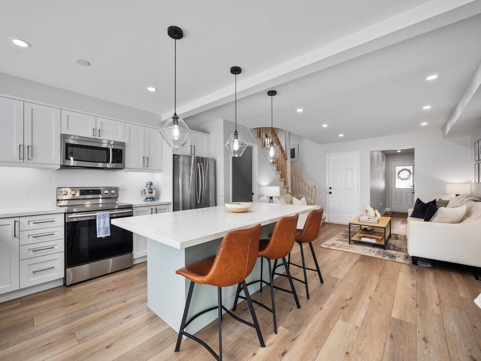 1292 Sherwood Mills BLVD #113, Mississauga, ON L5V 1S6