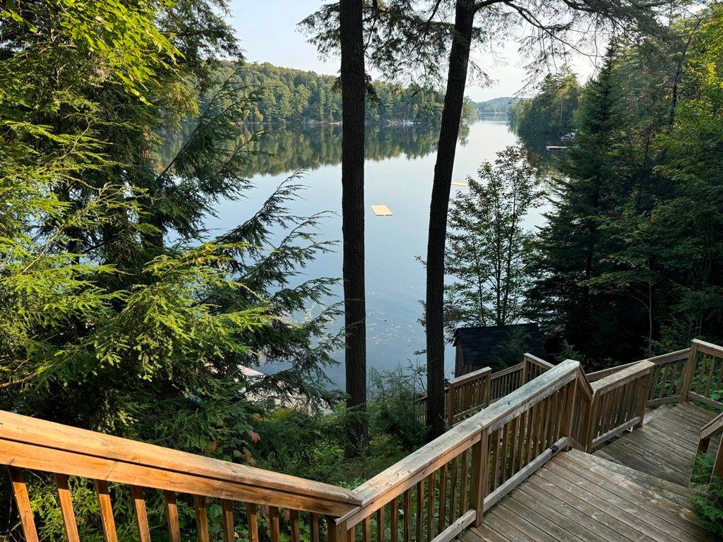 Algonquin Highlands, ON P0A 1E0,1023 Twilight Close LN W
