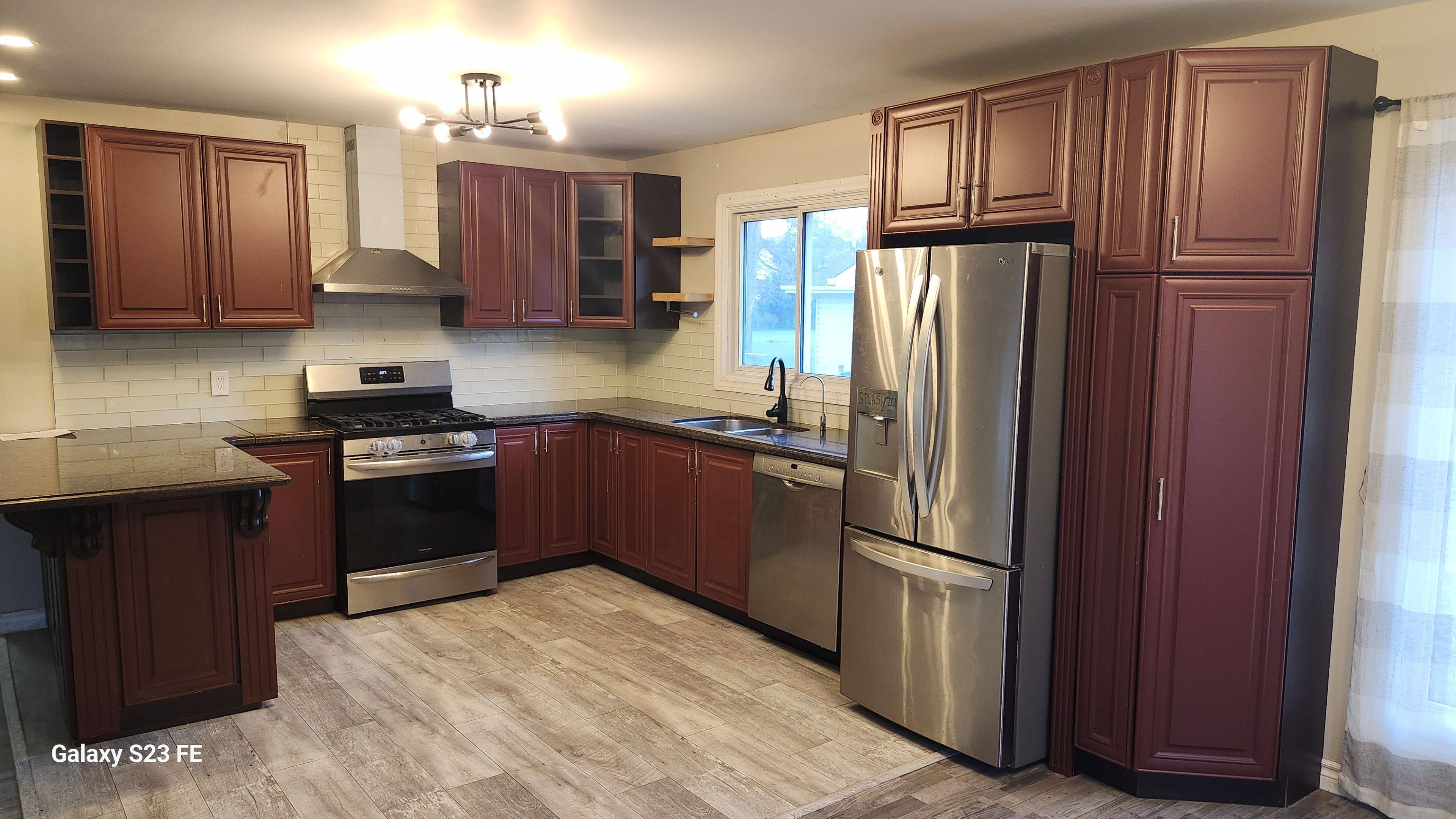 Meaford, ON N4L 1E5,23 Parkview AVE
