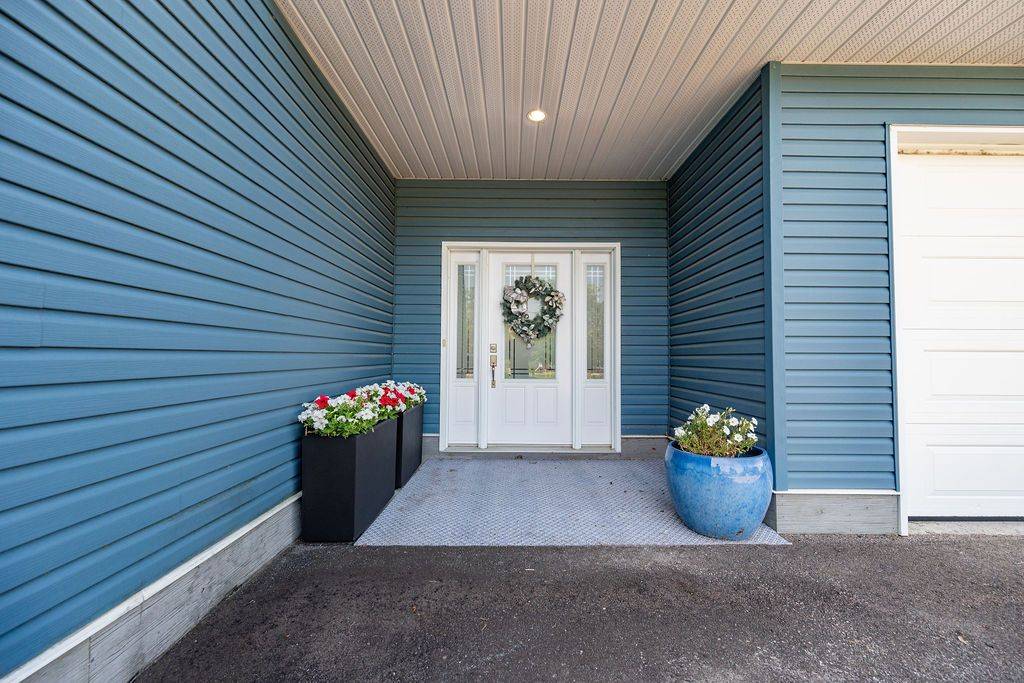 Whitewater Region, ON K0J 1C0,12 Jamieson CRES