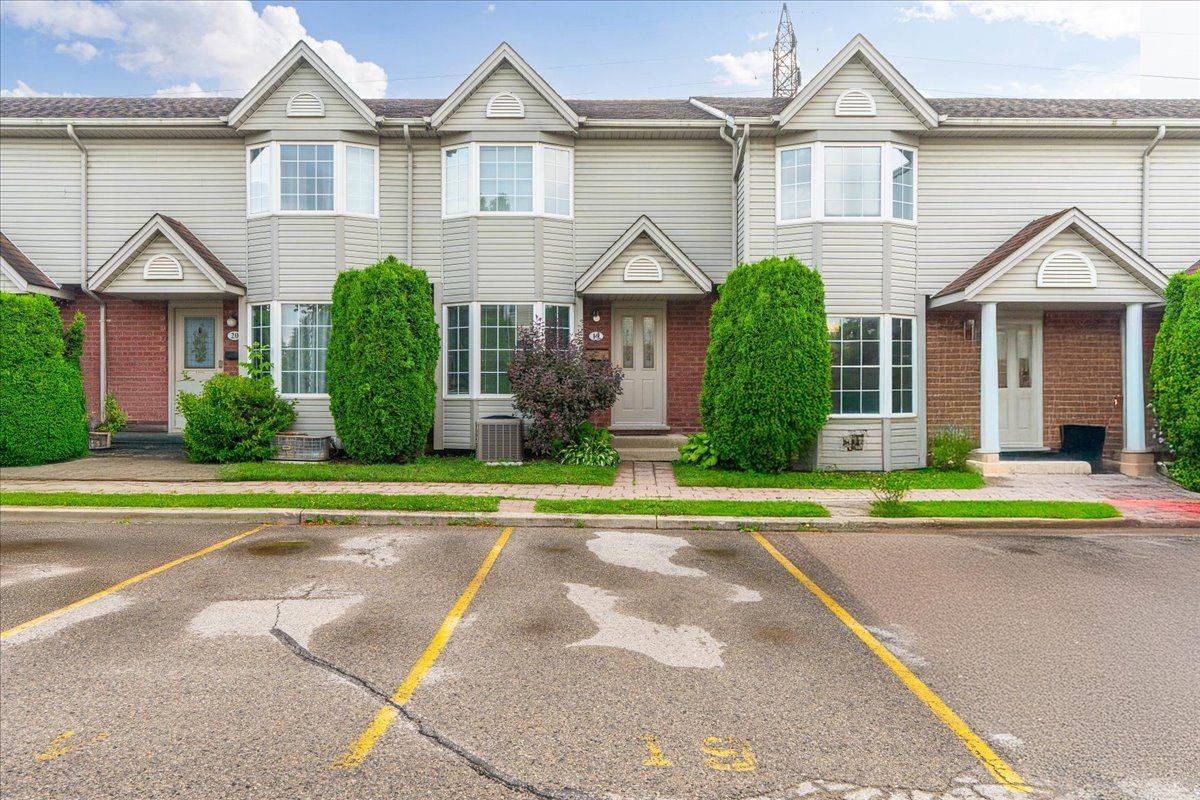 London South, ON N5Z 5C9,101 Brookside ST #19